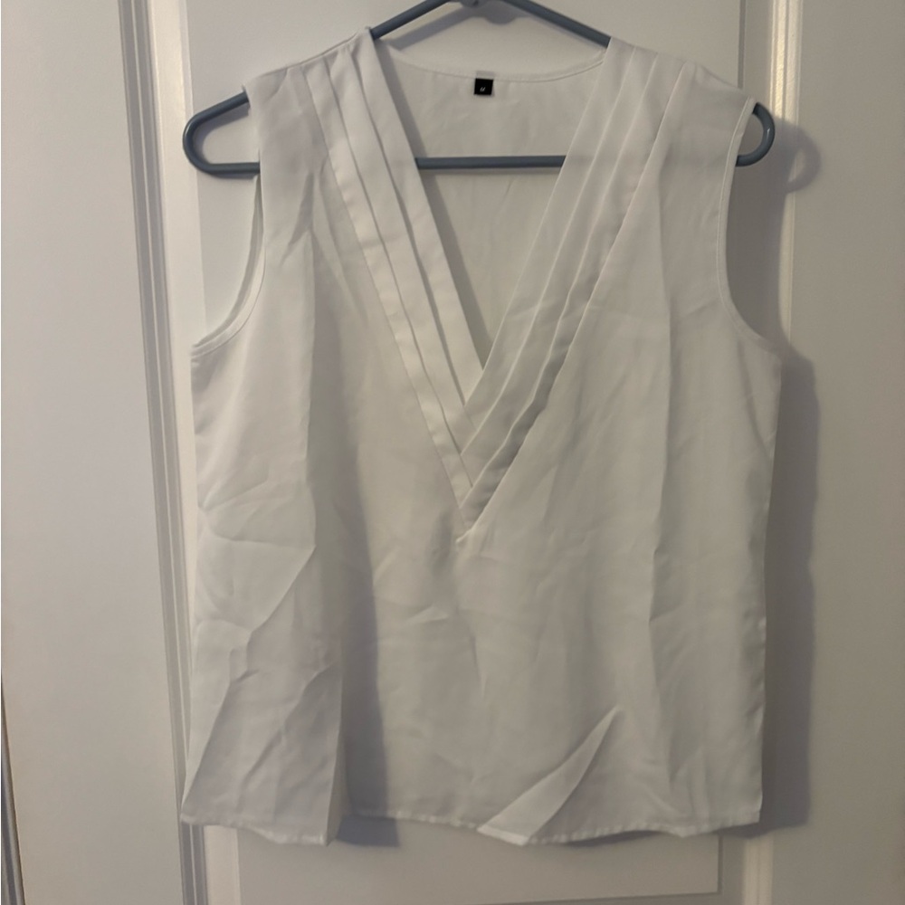 Sheer, White Sleeveless Blouse, NWOT, SZ M